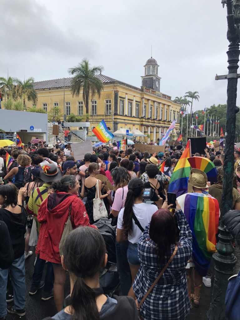 marche des visibilités et fiertés LGBTQIA+ à Saint-Denis