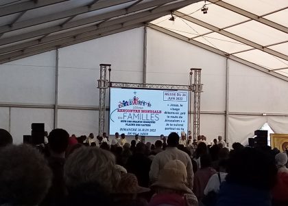 Rassemblement des familles catholiques à la Plaine des Palmistes