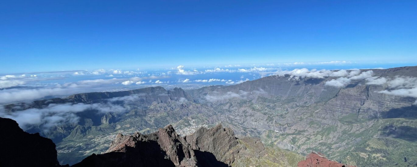 Piton des Neiges vue de La Réunion avions ulm