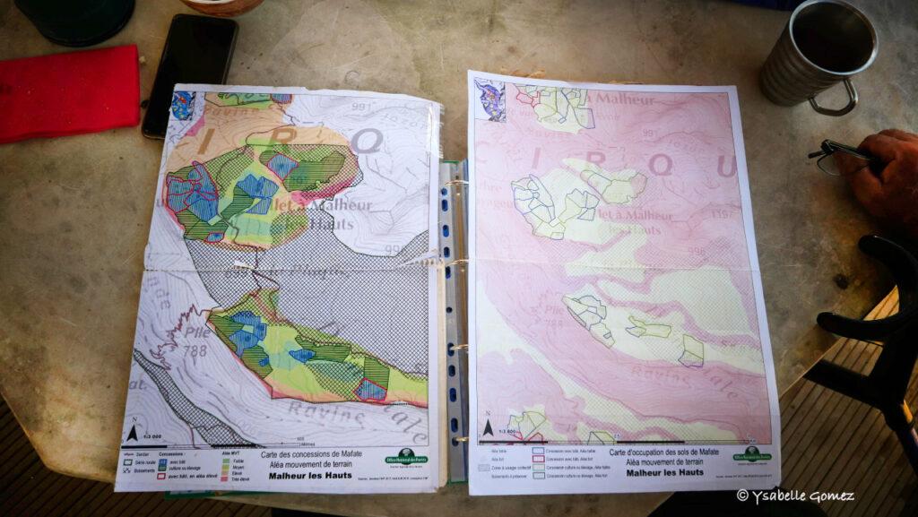 Les plans du terrain fournis par l'ONF. (Photo Ysabelle Gomez)