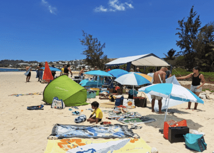 Plage des Brisants à Saint-Gilles les Bains : Point sur les servitudes de passages et alerte sur la sécurité.