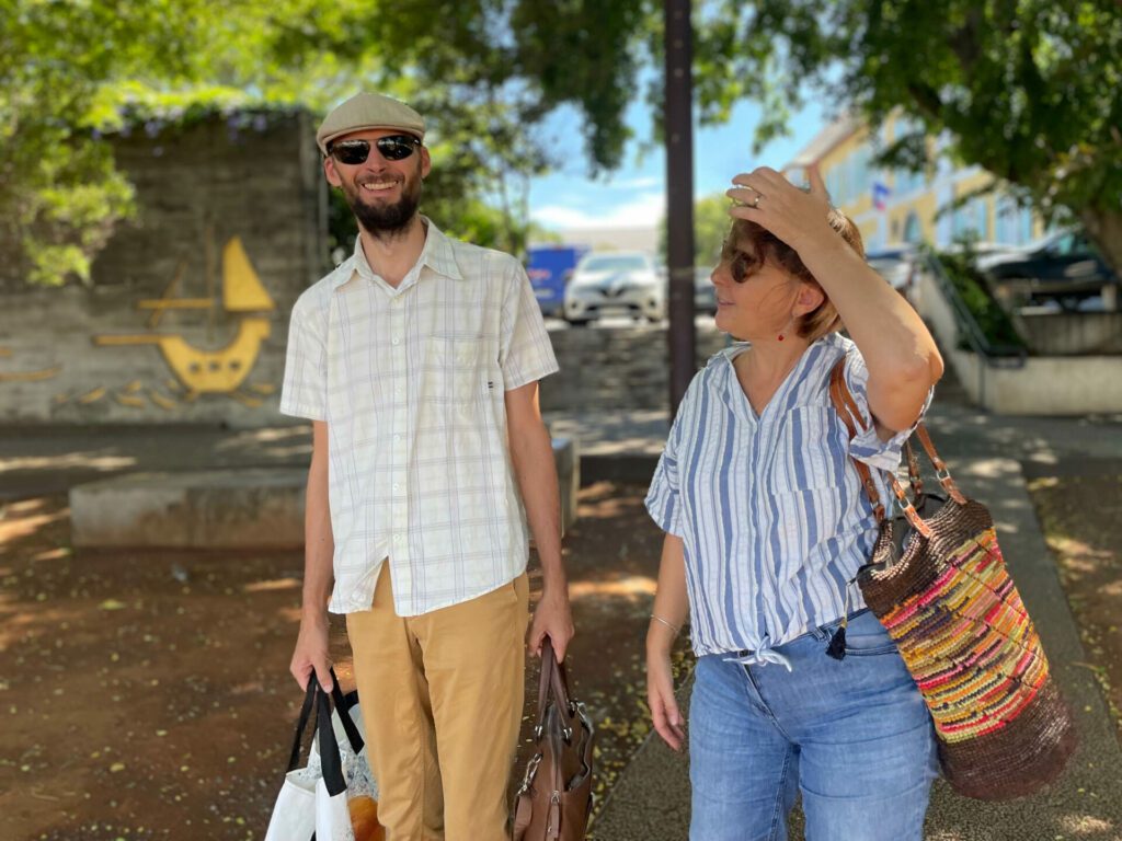 fouilles archéologiques préventives à Saint-Pierre Olivier Royer Perez adjoint au SRA et Virginie Motte conservatrice régionale de l'archéologie