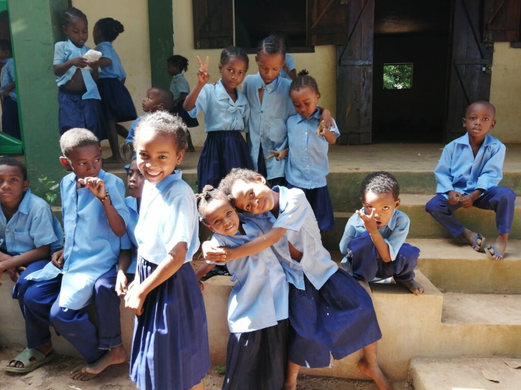 école de Nosy Iranja Madagascar, Anicette Zafimina. photo Jéromine Santo-Gammaire