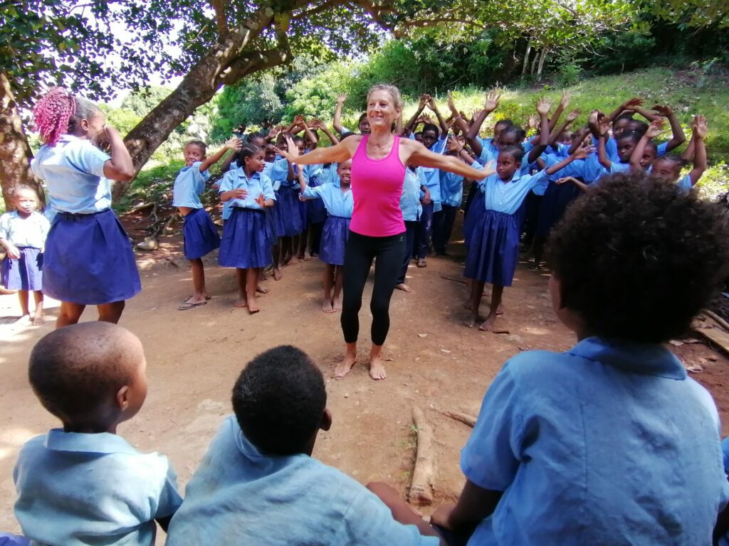 école de Nosy Iranja Madagascar, Anicette Zafimina. photo Jéromine Santo-Gammaire