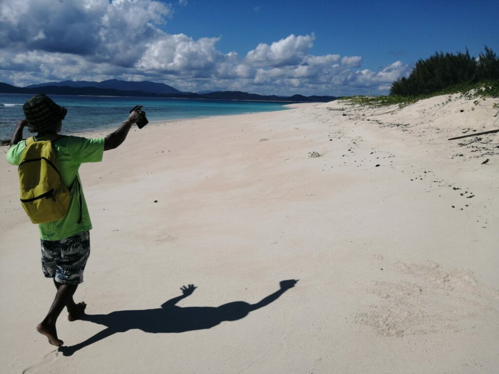 Les bébés tortues à Nosy Iranja à Madagascar (mai 2023).