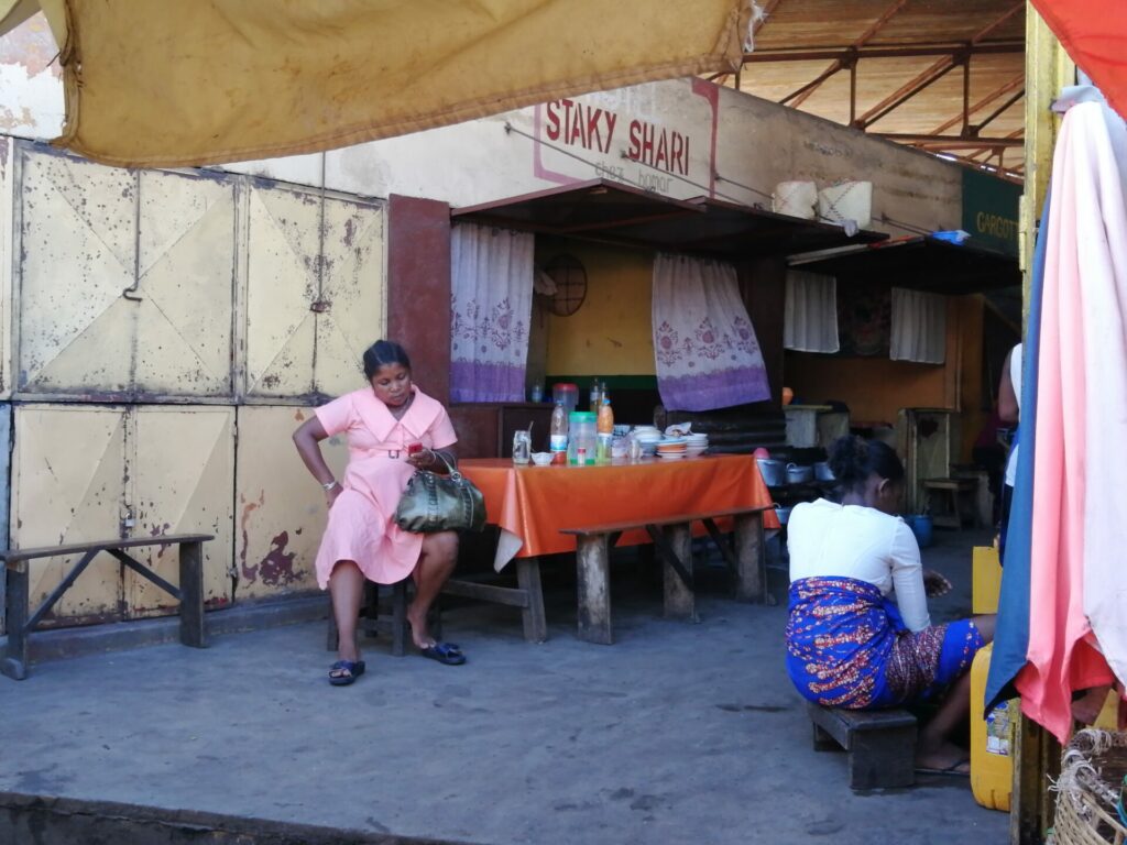 marché de Hell-Ville à Nosy Be (photo JSG mai 2023)