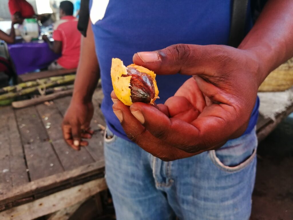 marché de Hell-Ville à Nosy Be (photo JSG mai 2023)