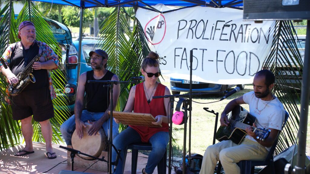 collectif goutanou manifestation fast-food musiciens Marie Lanfroy