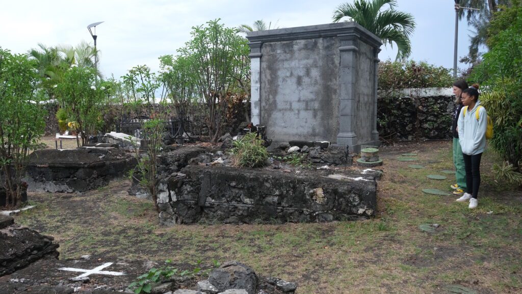 Cimetière marin de Saint-Paul Caveau Deleflie