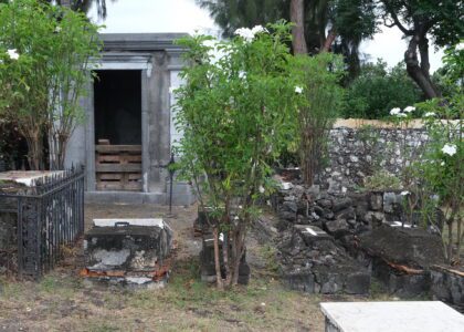 Cimetière marin de Saint-Paul Caveau Deleflie