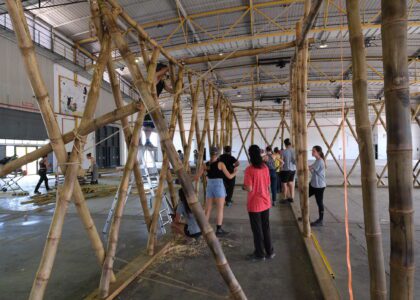 école architecture construction du pavillon surf pour les jeux olympiques à Paris La Vilette