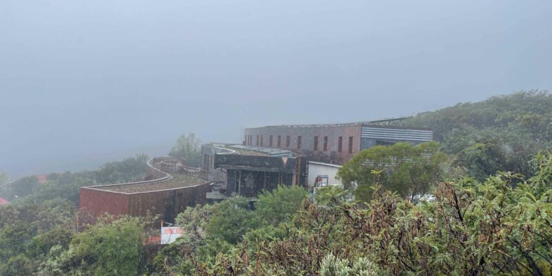 Chantier de l'éco-gîte du volcan