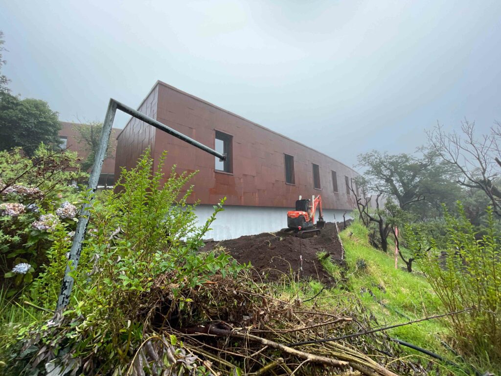 Chantier de l'éco-gîte du volcan