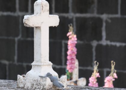 Muta décès assurance mort obsèques cimetière marin Saint-Paul