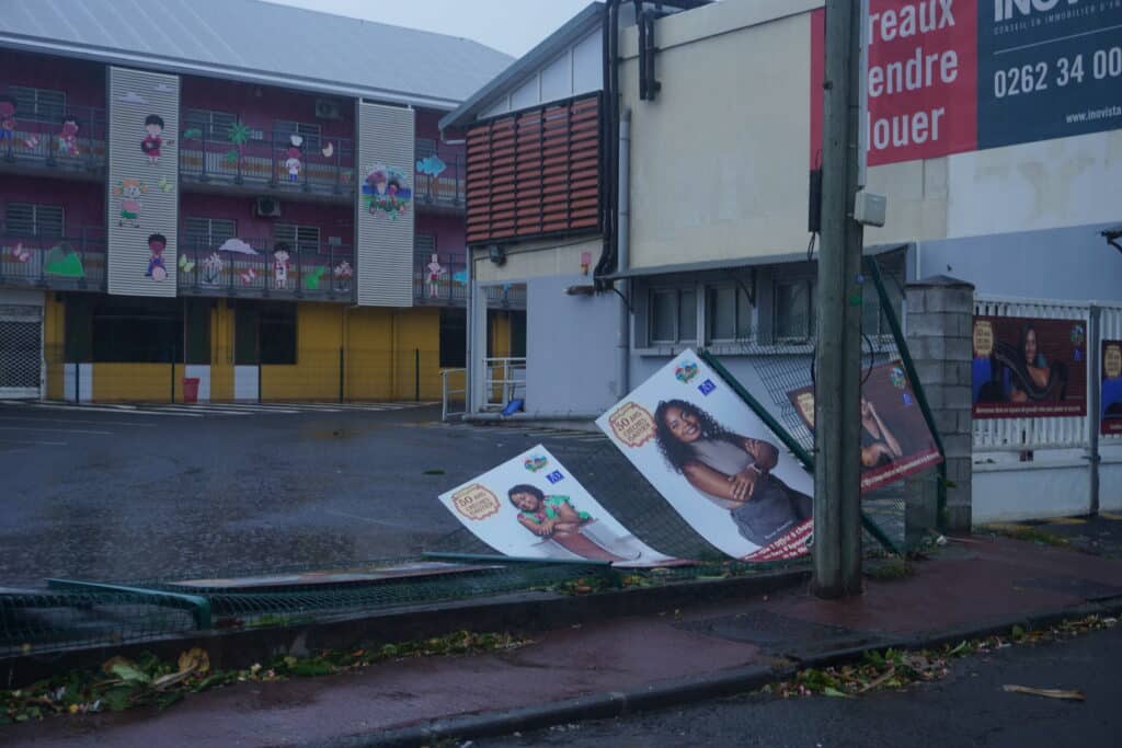 Saint-Pierre. Garance signale son passage sur les structures les plus fragiles.