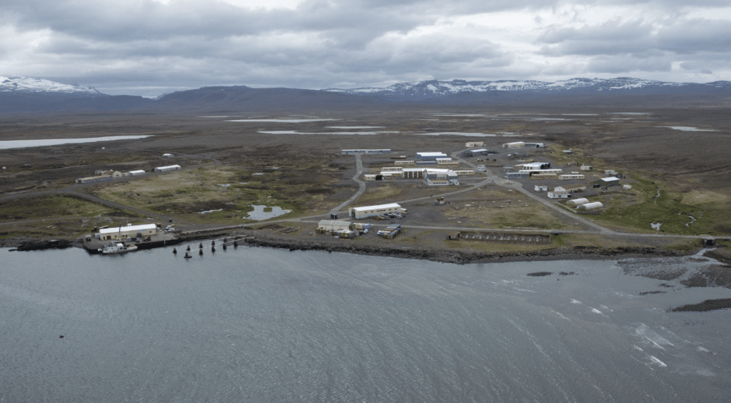 La base Port-aux-Français aux Kerguelen Photo : © Bruno MARIE