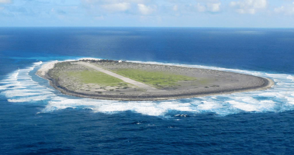 Vue aérienne de l'île Tromelin - Photo : © Nelly GRAVIER - taaf.fr