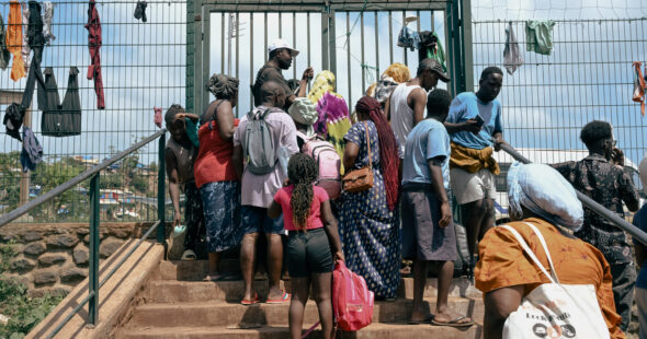 Mise à l'abri partielle de demandeurs d'asile organisée par la préfecture de Mayotte.