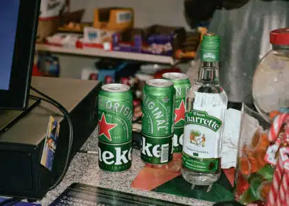 L'alcool représenté 50% du chiffre d'affaire de la boutique (hors tabac). © Olivier Ceccaldi