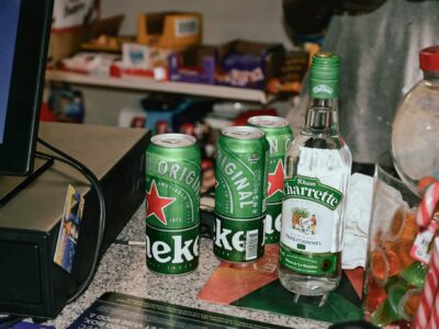 L'alcool représenté 50% du chiffre d'affaire de la boutique (hors tabac). © Olivier Ceccaldi
