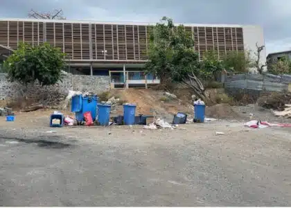 Le chantier sans fin de l'école d'Iloni